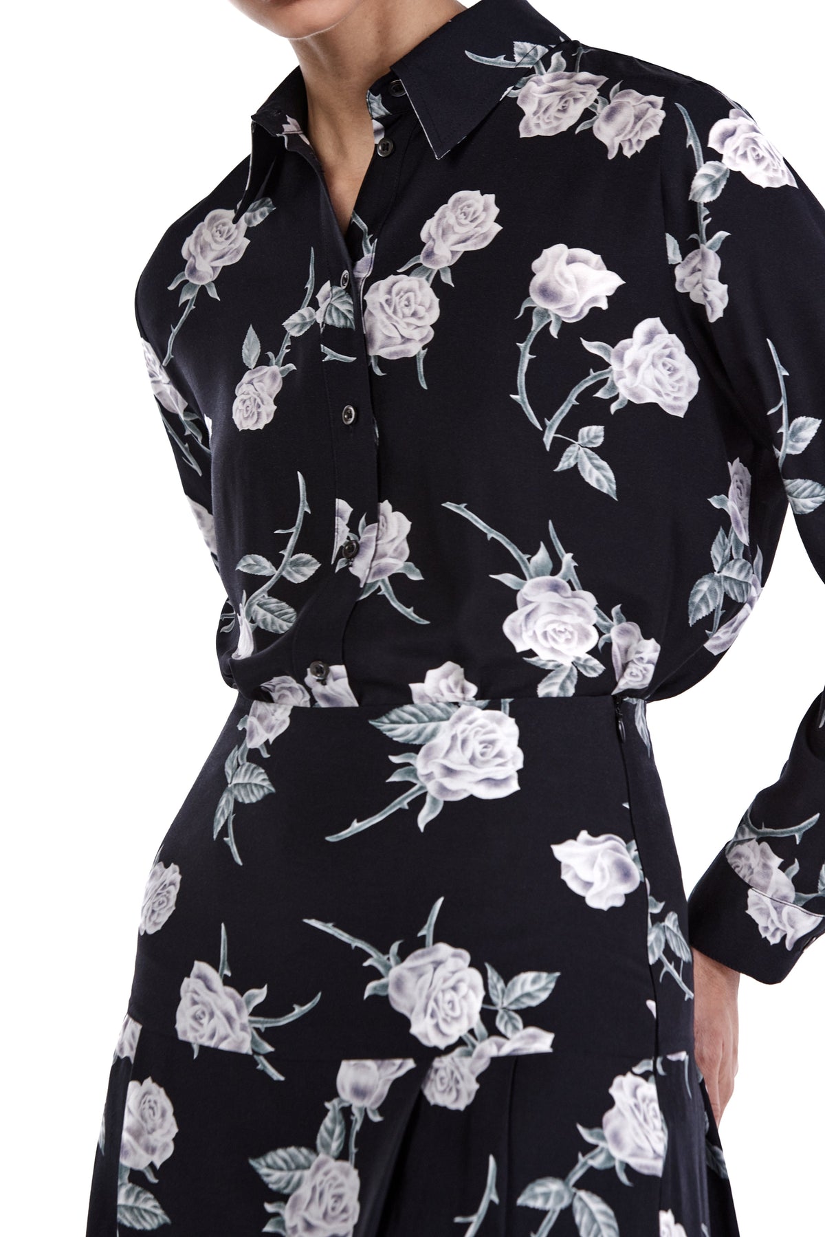 Me Esse Adeline Roses Print Blouse in Coal Black