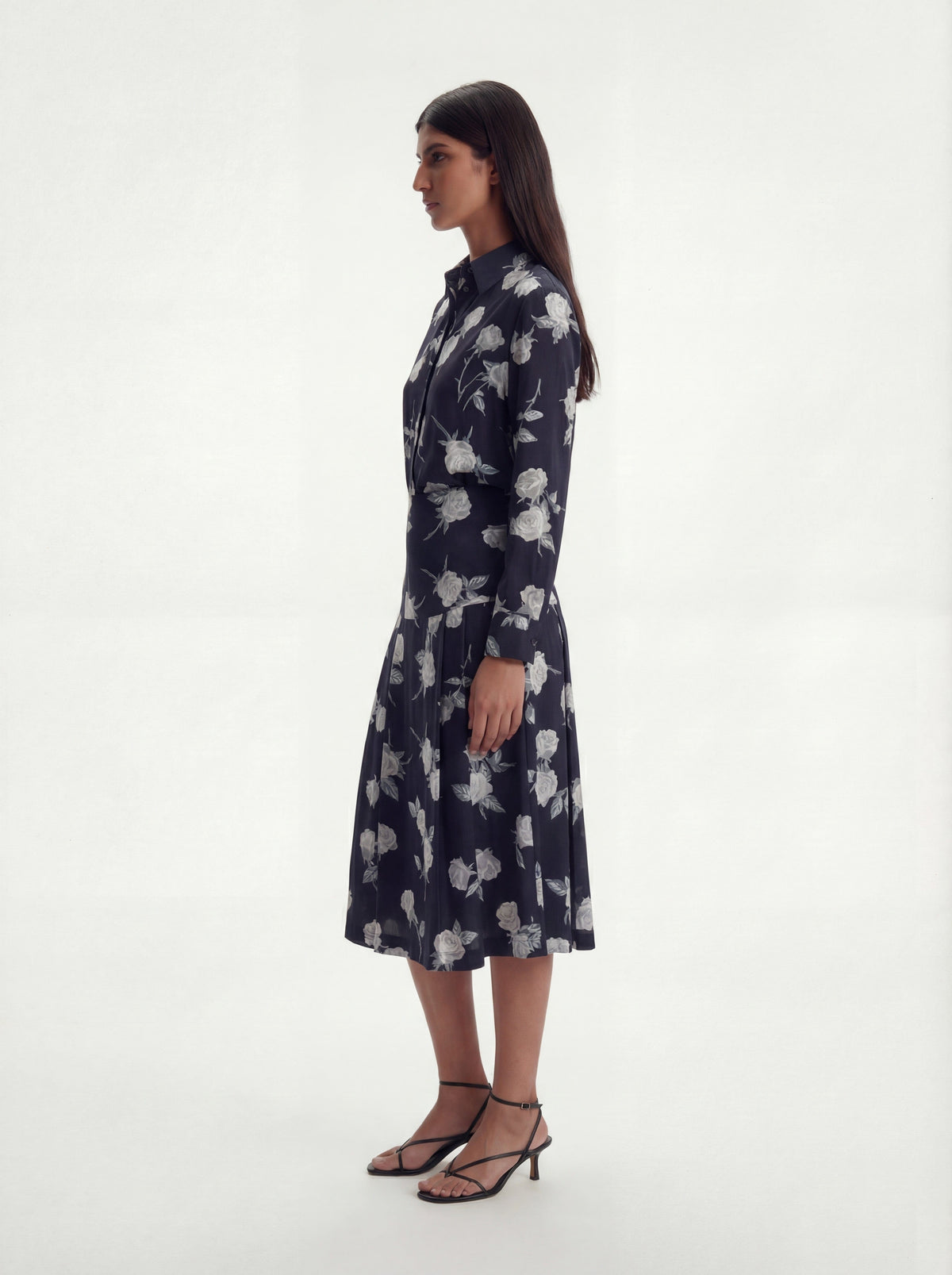 Me Esse Adeline Roses Print Blouse in Coal Black